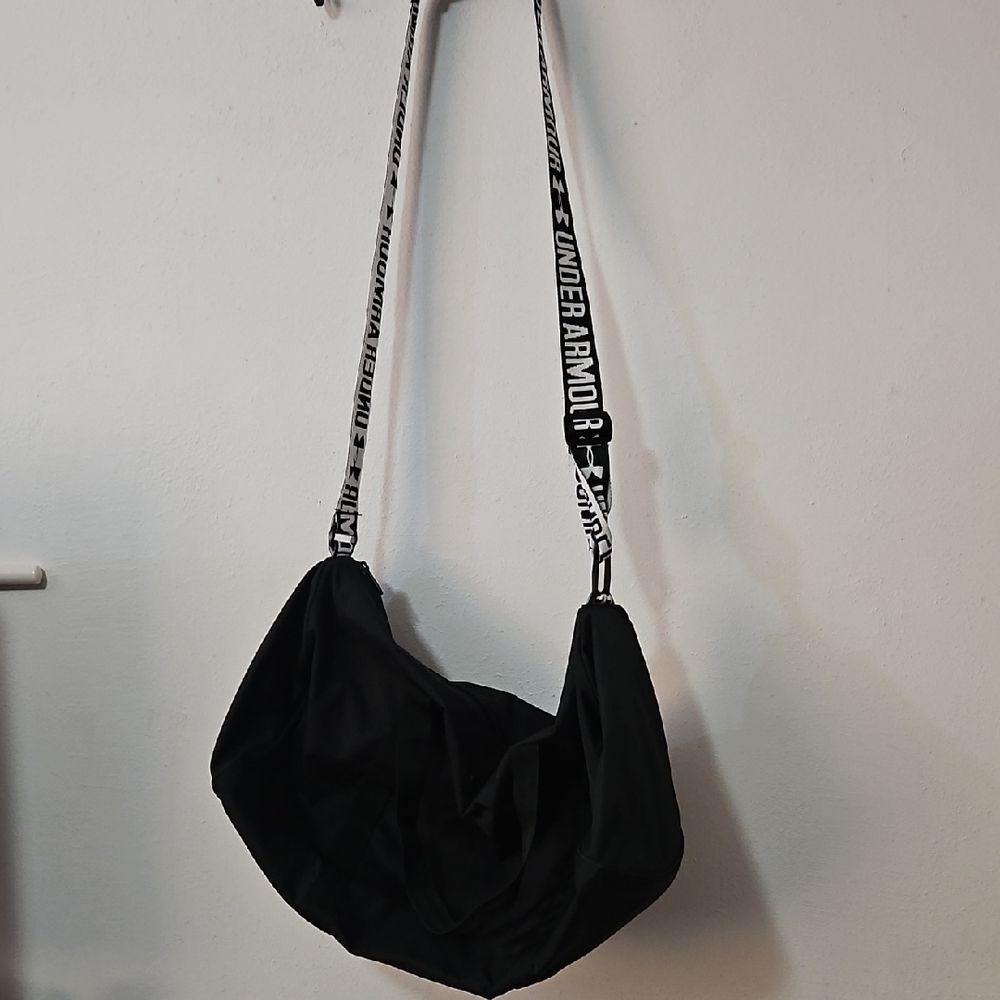 Under Armour Black Shoulder Bag with White Strap